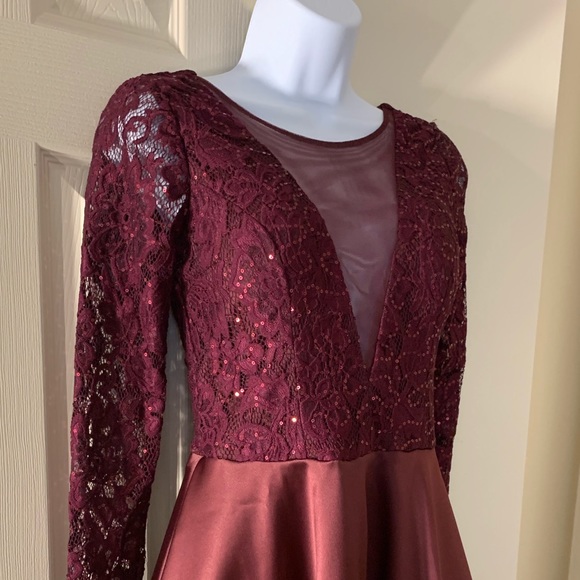 Junior Cocktail Dress (Homecoming) - Picture 2 of 6